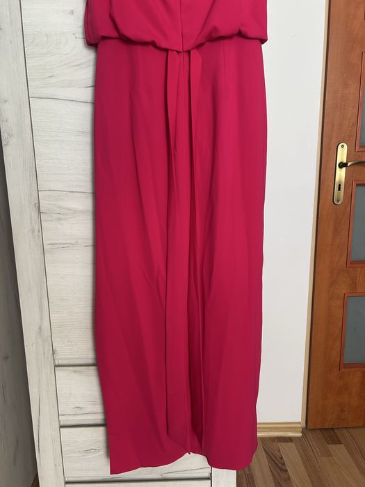Piękna fuksjowa sukienka