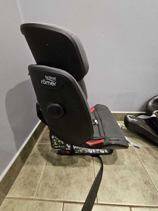 Britax Römer Advansafix IV Romer isofix