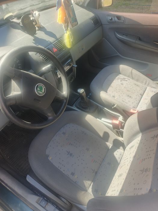 Skoda fabia 1.4 бензин