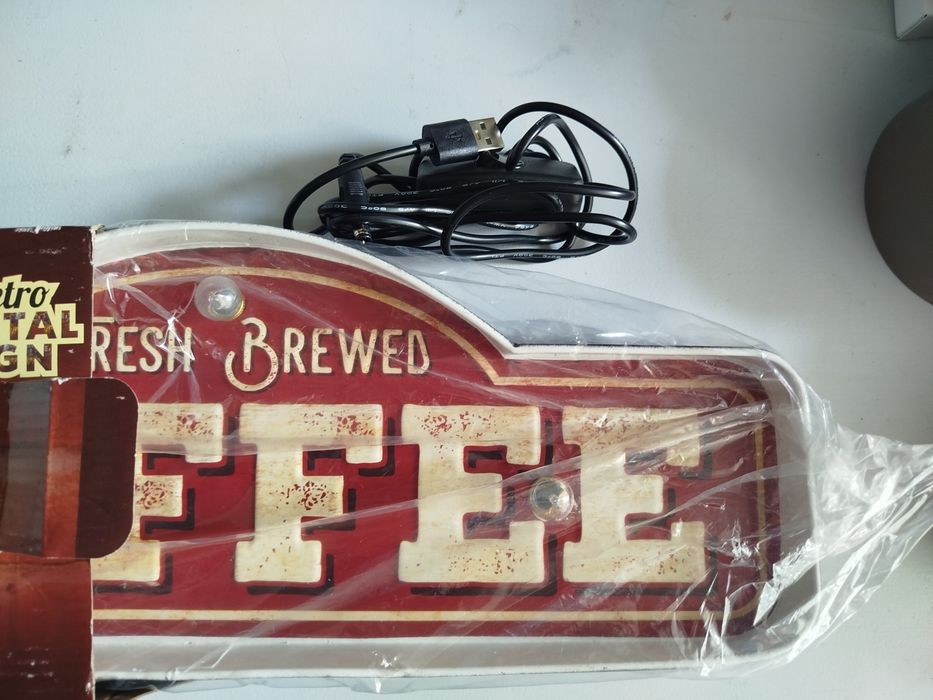 Tablica   podświetlana metalowa   neon   LED  COFFE   .Retro