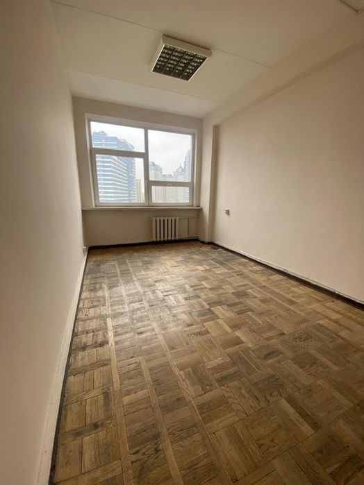 Оренда  офісу 16,3 м², вул. Євгенія Сверстюка, 23, без комісії