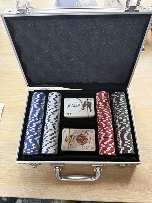 Texas Hold’em Poker Set на продаж