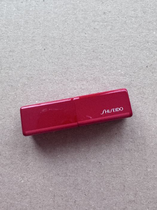 Губна помада SHISEIDO TechnoSatin 405 Playback рожево-коралова