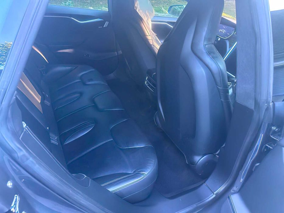 Tesla Model S 75      2016