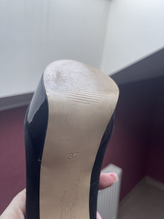 Продам туфли в гарному стані