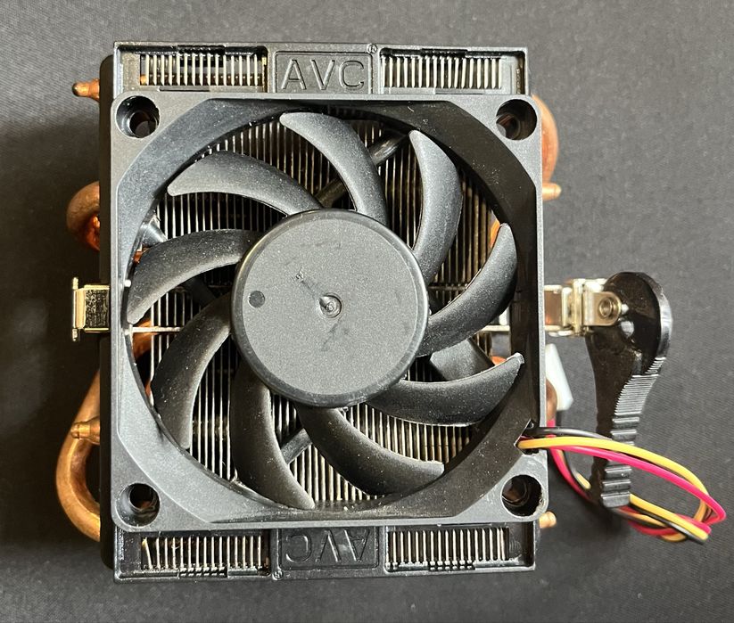 Процесор AMD  та кулер