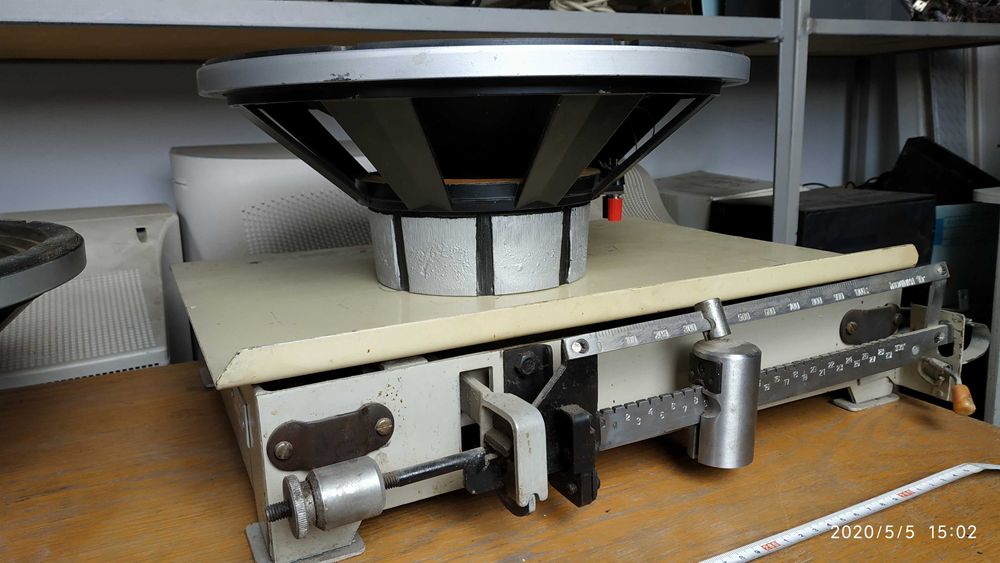 Динамики мощные TESLA 150 Вт-300 Вт 8 ом\вес 9.5кг \диаметр почти 40см