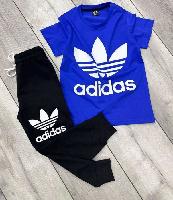 Komplet Adidas koszulka spodnie 98 104 niebieski