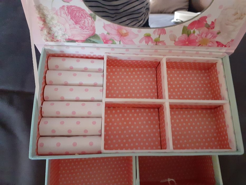 Szkatulka na biżuterię dla dziewczynek