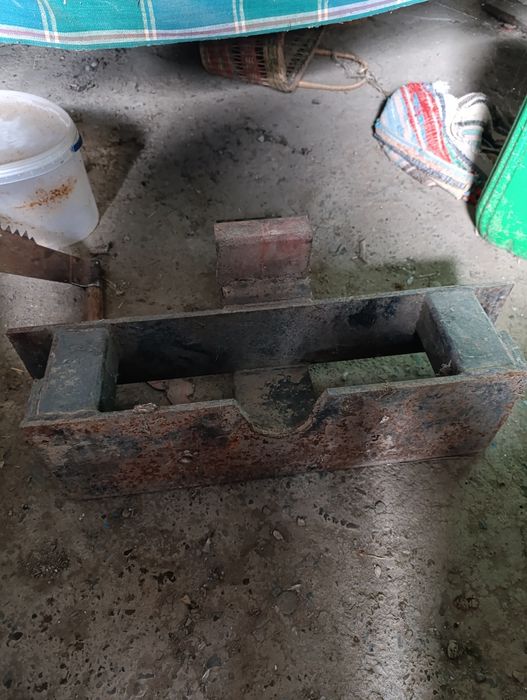 Кронштейн передніх грузів МТЗ