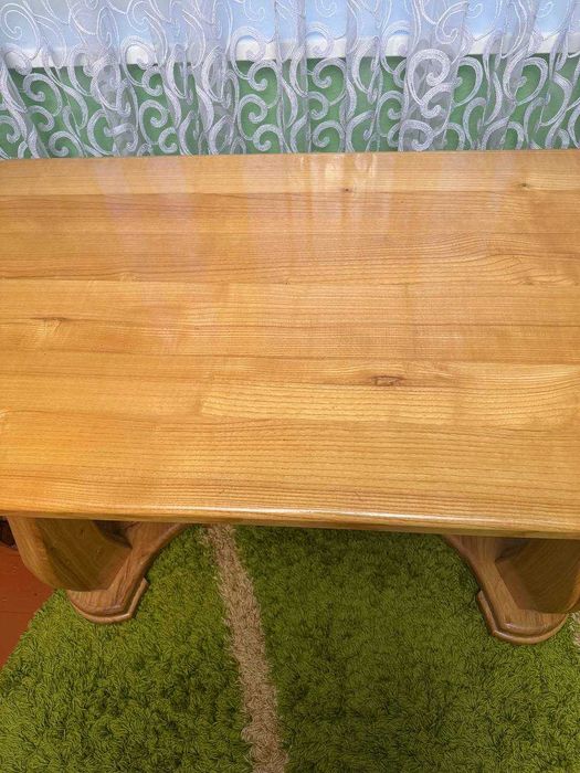 Продам меблі в хорошому стані крісла і стіл