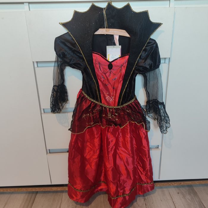 Strój wampirzycy halloween