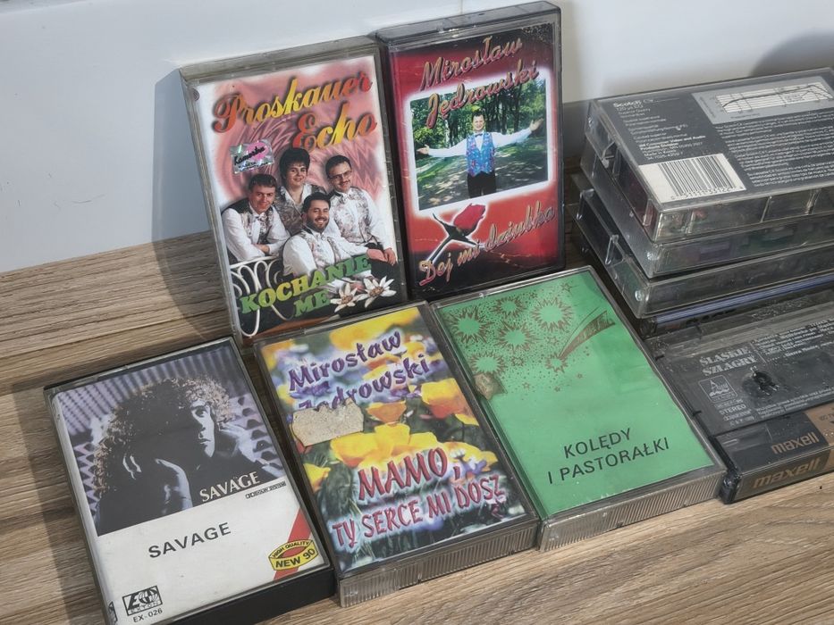 10 kaset magnetofonowych