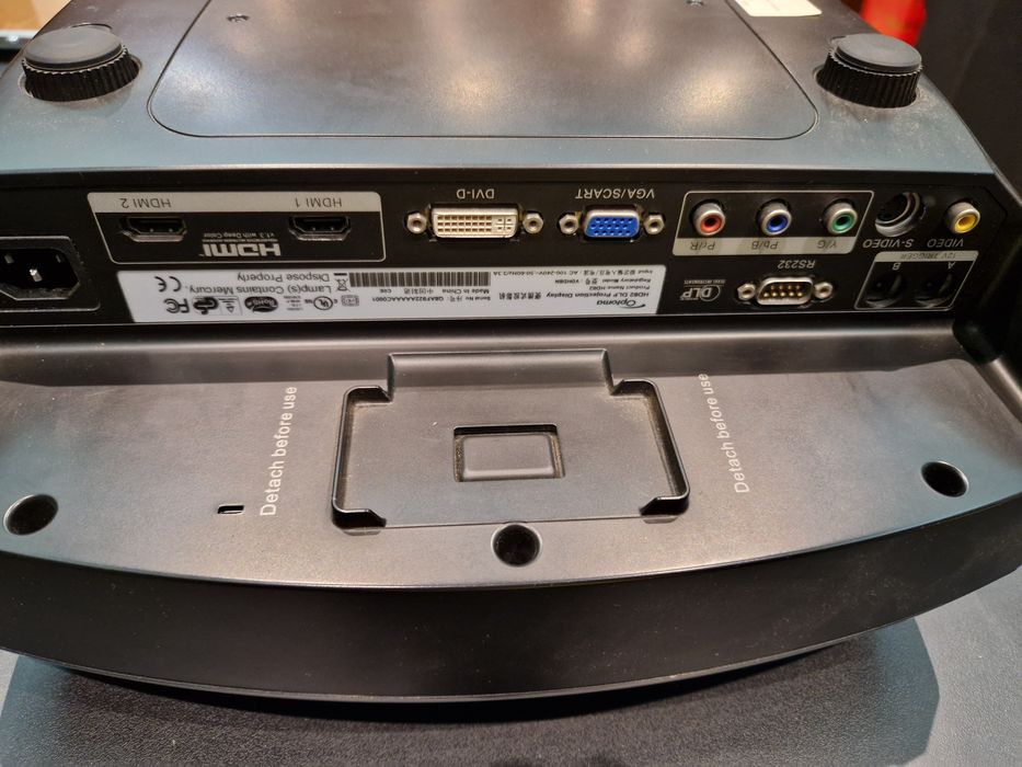 Optoma Hd82 FullHD projetor