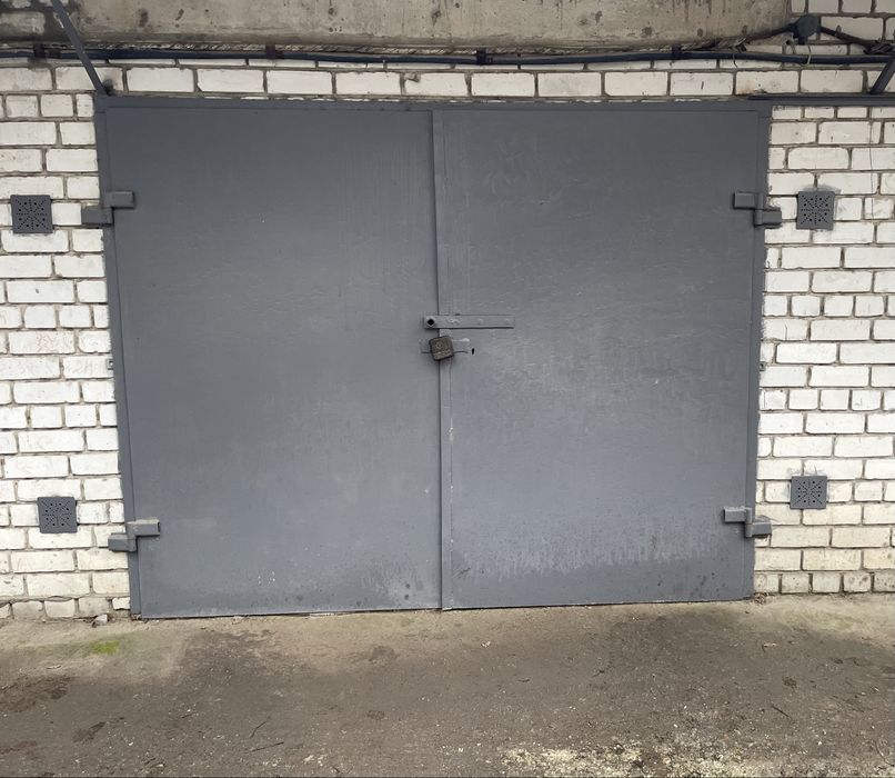 Продам капитальный гараж.