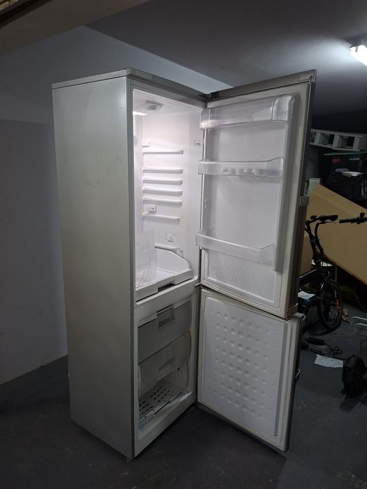 Frigorífico Combinado TEKA RBF 44630 SS