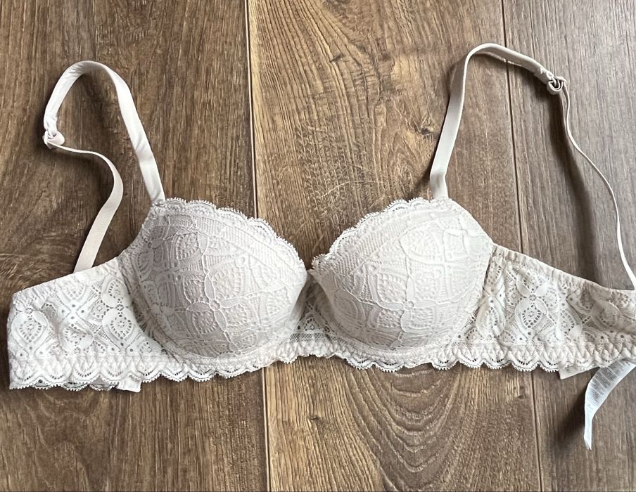 Продам бюсгалтер Intimissimi