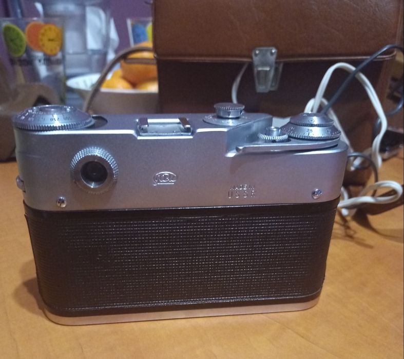 Aparat FED-4 + lampa błyskowa. Stan idealny