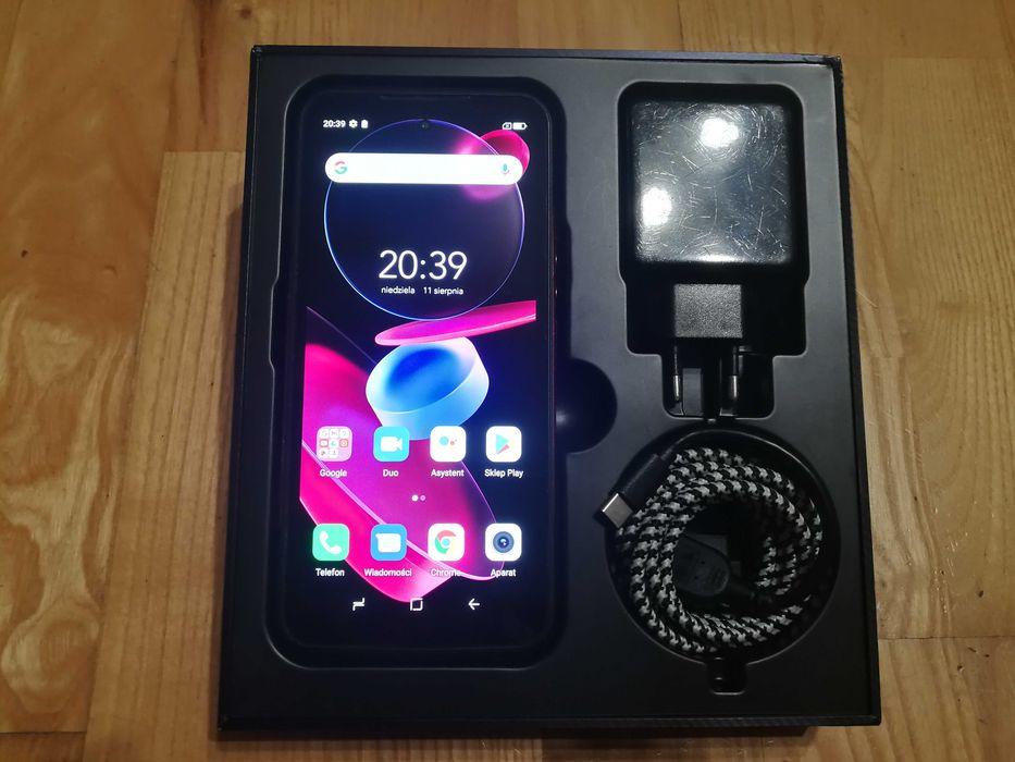 Smartfon Doogee V20