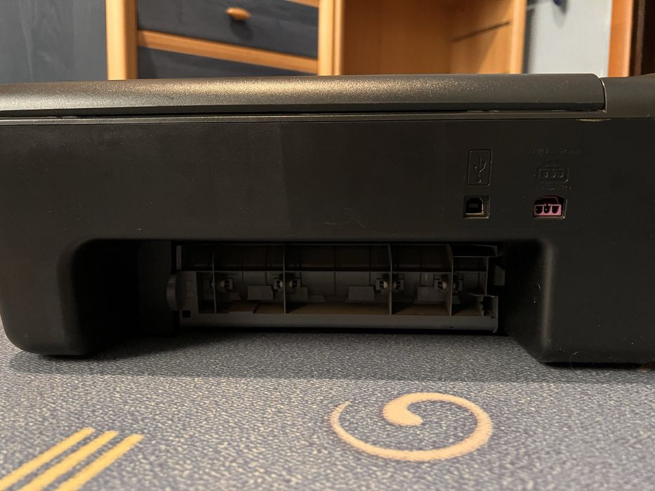 Принтер HP Deskjet F2483 3-в-1 (принтер/сканер/копір)