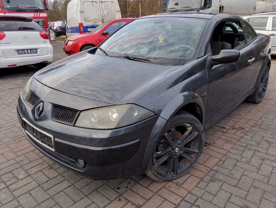 Renault Megane II CC (03-06r.) 1.9 DCI 130KM. Silnik F9Q804 Skrzynia ND0008 lakier TEB66 (TEB 66). Cały na części. GWARANCJA !!!  Przód Tył Zestaw Komplet Drzwi Klapa Zderzak Błotnik Maska Grill Atrapa Szyba Pas Lampa Lusterko Boczki Fotel Kanapa Kokpit D