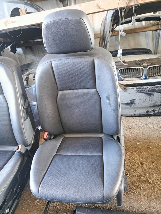 Wnętrze Mercedes w204 Sedan Fotel Kanapa Boczki Czarna skóra Wysyłka