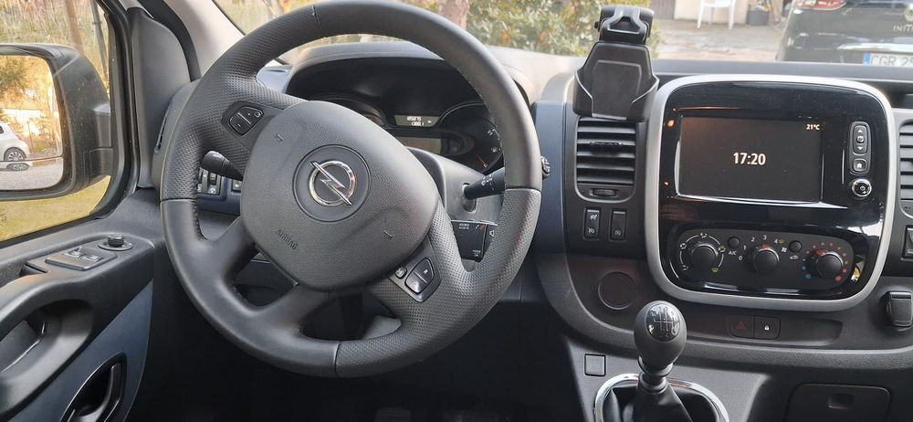 Opel VIVARO  OPEL VIVARO 2019 120KM brygadówka 6 osób VAT