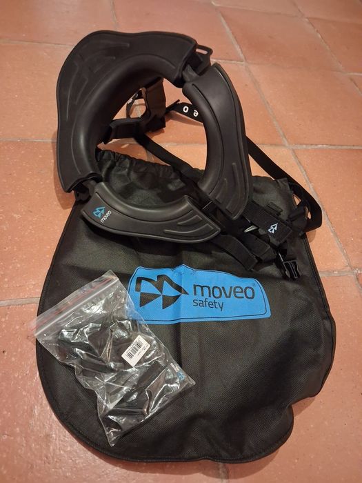 Capacete Arai RX-7 e MoveoBrace Carbon