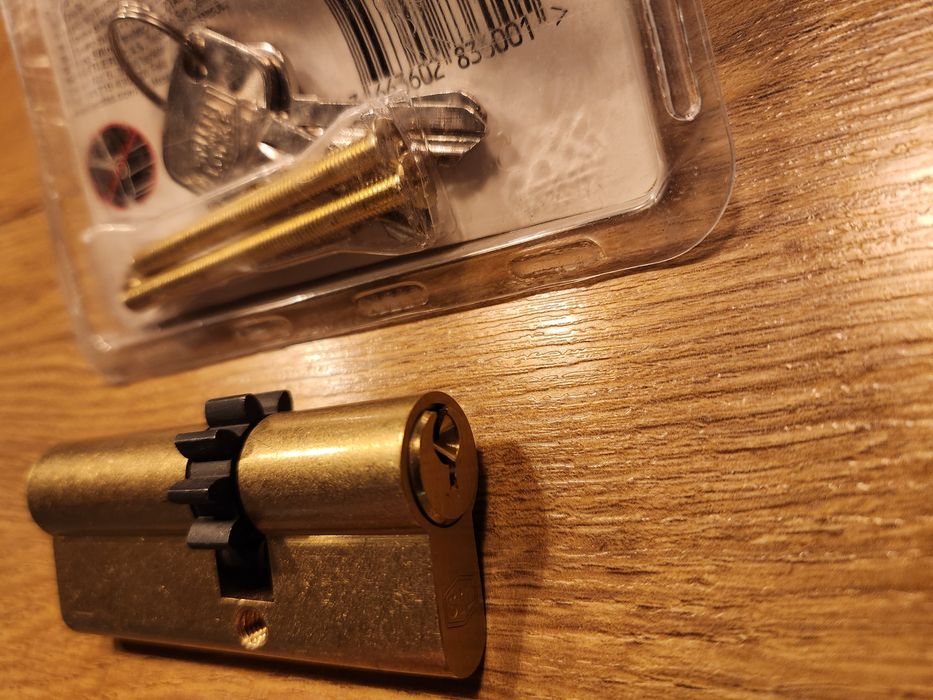 Nowa wkładka 45/30 mosiądz Smith and Locke 3 klucze