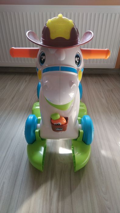 Konik na biegunach chicco