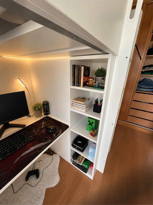 SMÅSTAD - Cama alta, branca com secretária c/4 gavetas