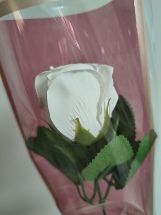 Róża mydlana w rękawie podziękowanie dodatek prezent  na dzień babci