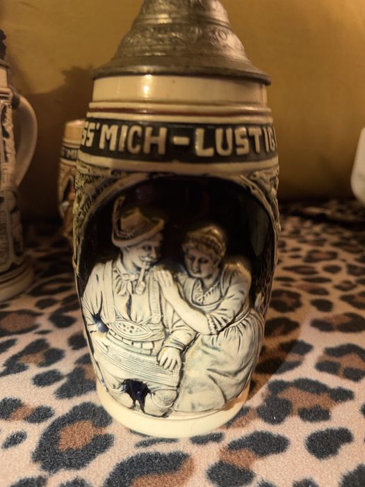 Niemieckie ceramiczne kufle do piwa