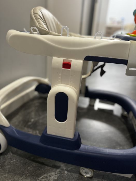 Продаю дитячі ходунки