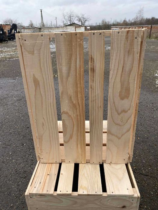 Дерев'яні ящики.