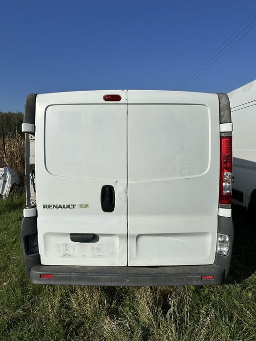 Drzwi tył trafic vivaro primaatar prawe lewe