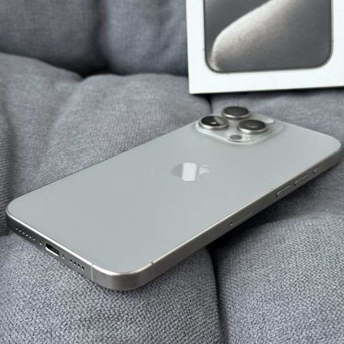 Apple iphone 15 Pro Max 256 Natural titan