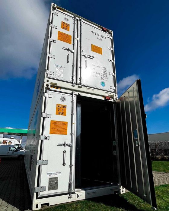 Kontener chłodnia/mroźnia CM55S płaska podłoga wynajem, kurtyna itp.