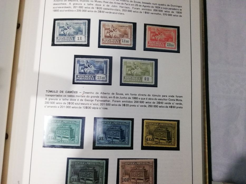 Colecção selos de Portugal completa.