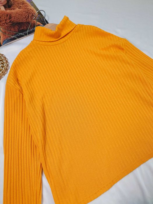 Musztardowy golf H&M S