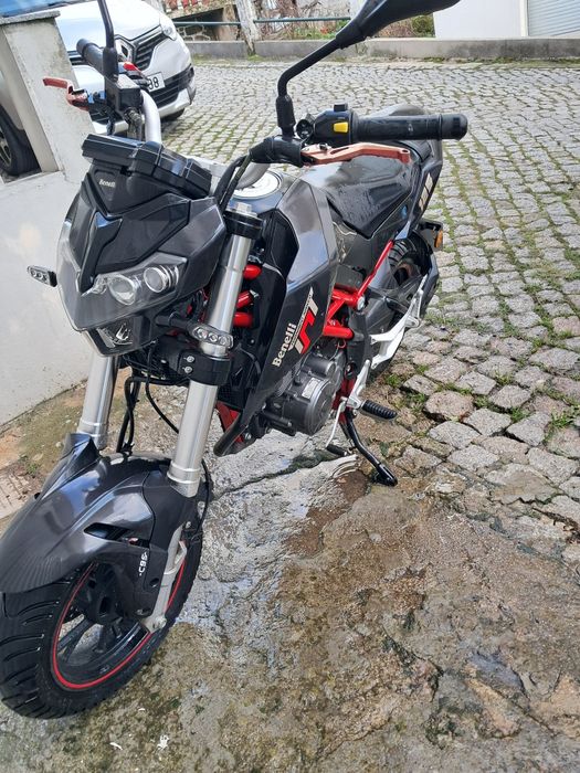 Benelli TNT 125.