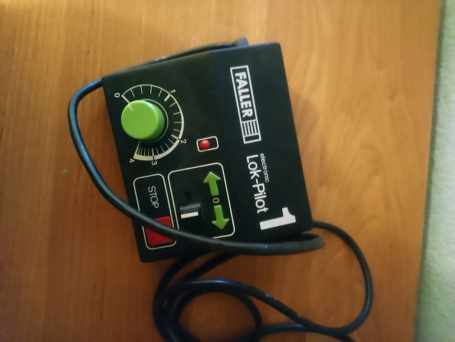 Transformator wielofunkcyjny do kolejki elektryczne Piko