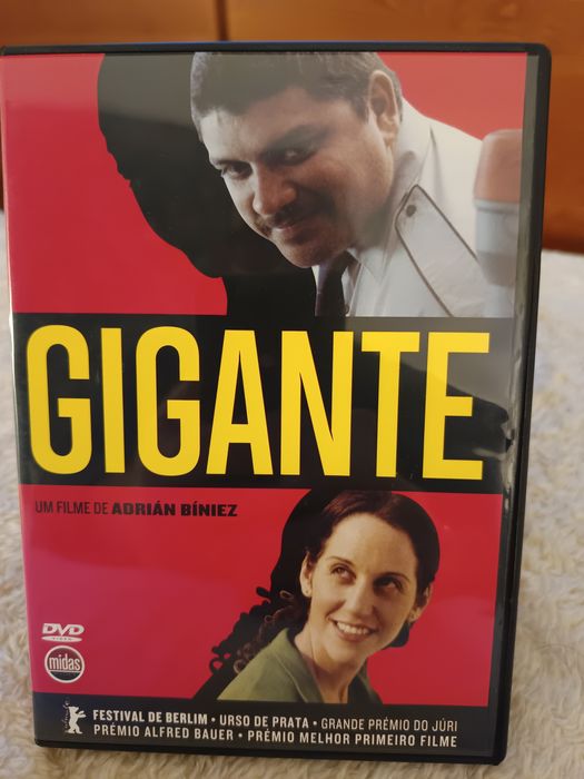 DVD gigante.   .