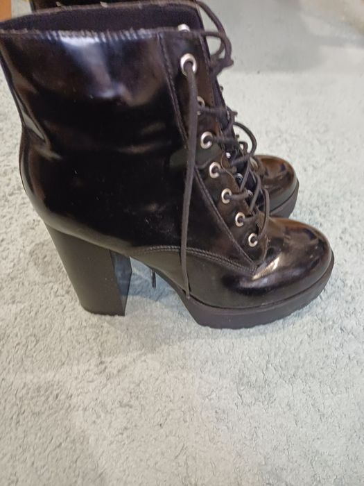 Vendo bota da H&M