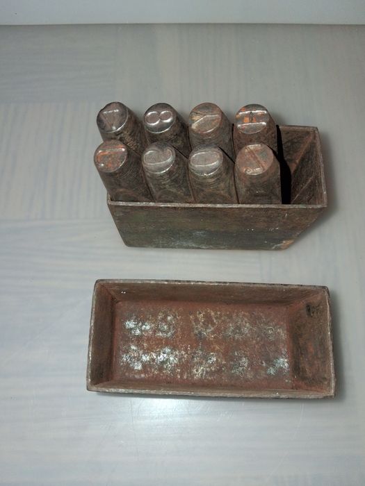 Ponteiros de Marcação Letras Ferro