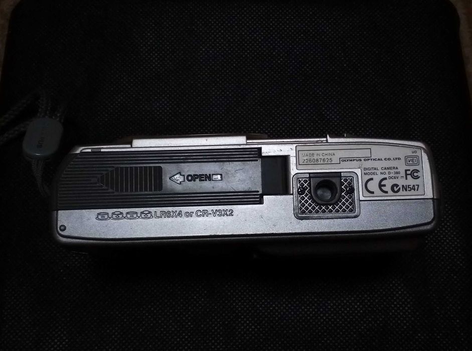OLYMPUS D380 Антикварний цифровий фотоапарат. 100 грн. Цифрові