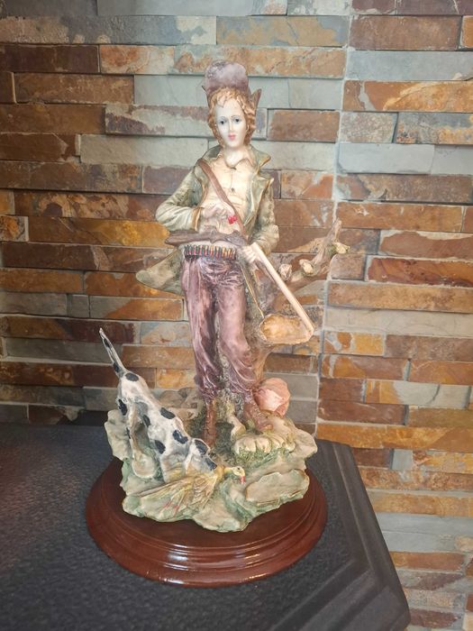 Boneco decorativo em marfinite