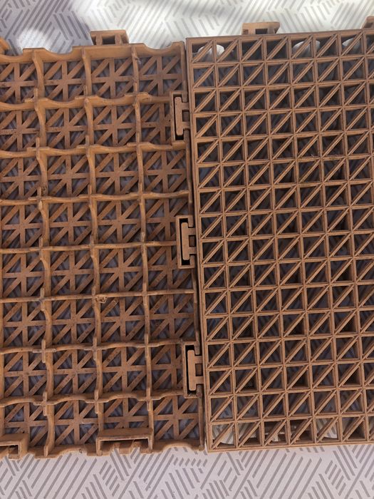 Estrado de encaixe PVC para o exterior