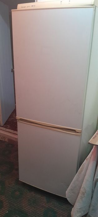 Холодильник Snaige
