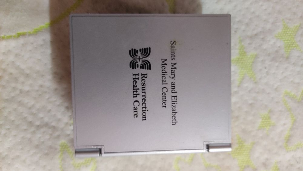 Часы с фотографиями складніе